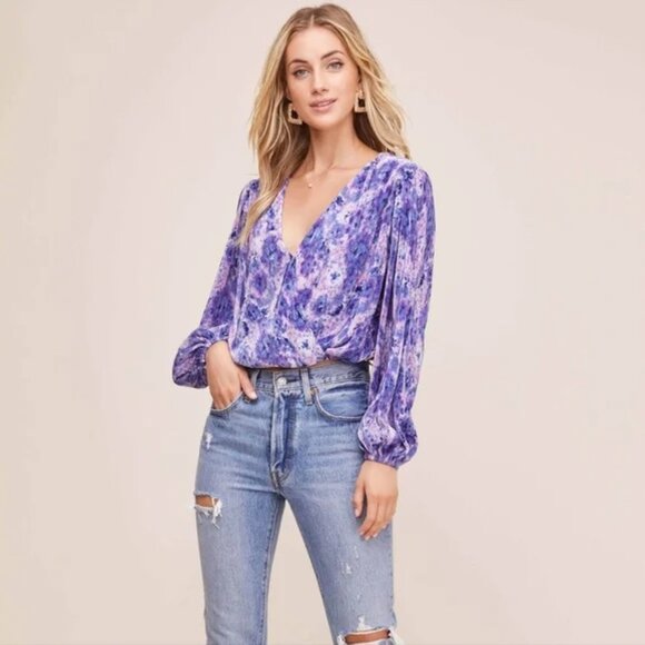 ASTR the Label Purple Tie Dye Pleated Surplice Crop Top - Picture 9 of 10
